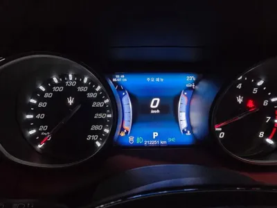 Maserati Levante 2017, 212247 км, за 11052.57 USD - фото 13