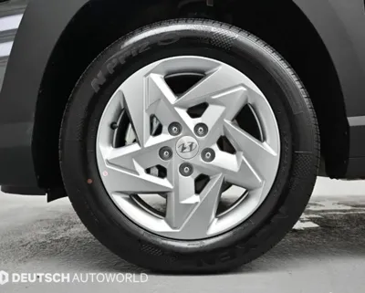 Hyundai Kona 2026, 7500 км, за 19627.15 USD