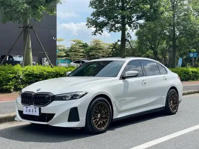 BMW i3 · 2024 год