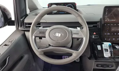 Hyundai Staria 2022, 651 км, за 43708.57 USD - фото 13