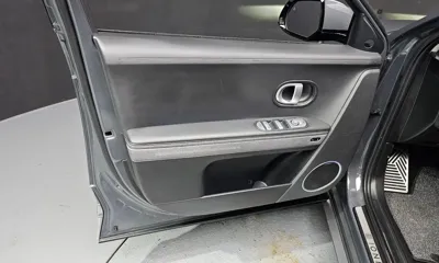 Hyundai Ioniq5 2024, 50884 км, за 22515.43 USD - фото 24