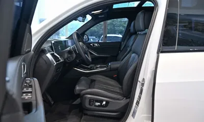 BMW X5 2025, 29130 км, за 53395.82 USD - фото 12