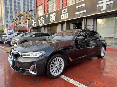BMW 5 Series 2022, 108000 км, за 26191.37 USD