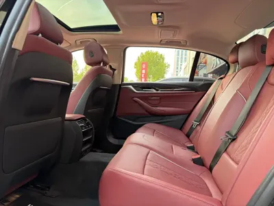 BMW 5 Series 2022, 108000 км, за 26191.37 USD - фото 8