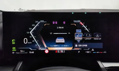 BMW 5-Series 2024, 34977 км, за 33477.75 USD - фото 8