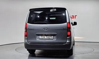 Hyundai Starex 2016, 131837 км, за 7284.76 USD