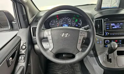 Hyundai Starex 2016, 131837 км, за 7284.76 USD - фото 13