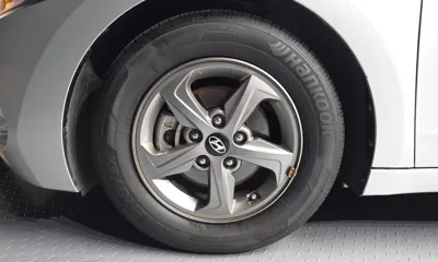 Hyundai Avante 2016, 121534 км, за 4234.53 USD