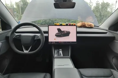 Tesla Model Y 2025, 26500 км, за 34534 USD - фото 17