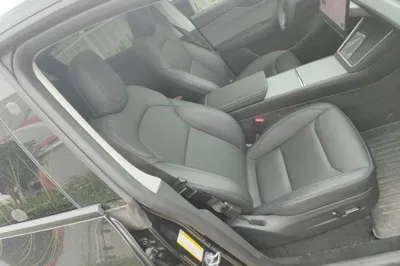 Tesla Model Y 2025, 26500 км, за 34534 USD - фото 24
