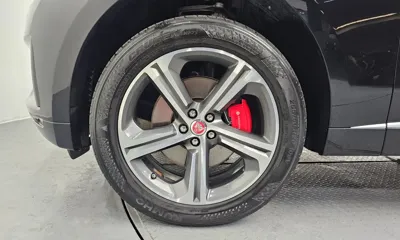 Jaguar F-Pace 2017, 137021 км, за 12045.61 USD