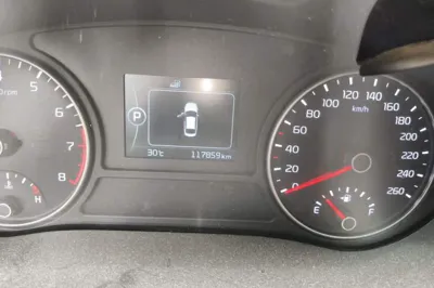 Kia K5 2016, 117800 км, за 7211 USD - фото 9