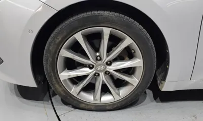 Hyundai Grandeur 2016, 199606 км, за 3957.71 USD
