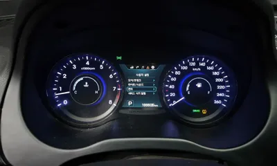 Hyundai Grandeur 2016, 199606 км, за 3957.71 USD - фото 8