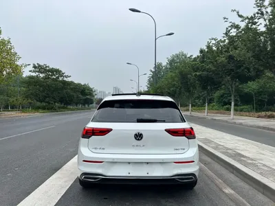 Volkswagen Golf 2022, 15000 км, за 16009.11 USD - фото 7