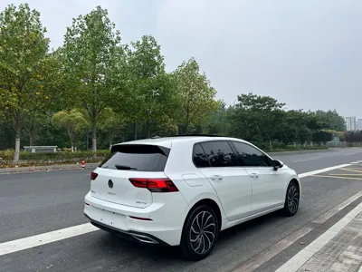 Volkswagen Golf 2022, 15000 км, за 16009.11 USD - фото 8