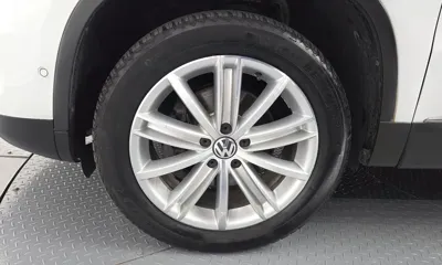 Volkswagen Tiguan 2015, 138192 км, за 4493.06 USD