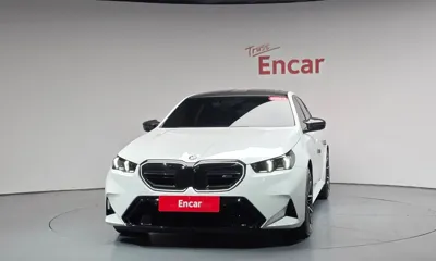 BMW M5 2025, 8695 км, за 113761.9 USD - фото 3