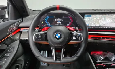 BMW M5 2025, 8695 км, за 113761.9 USD - фото 13