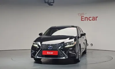 Lexus ES 2017, 68152 км, за 17001.44 USD