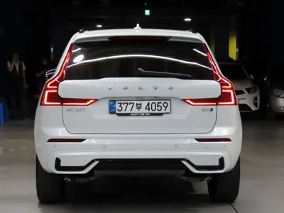Volvo XC60 2026, 1721 км, за 41683.08 USD