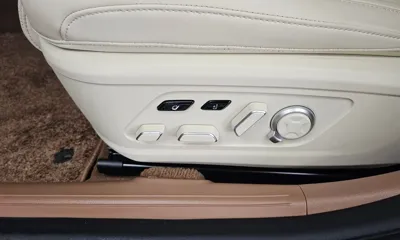 Hyundai Grandeur 2023, 8410 км, за 24879.49 USD - фото 32