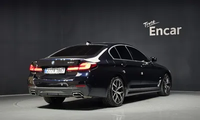 BMW 5-Series 2022, 44070 км, за 27241.7 USD