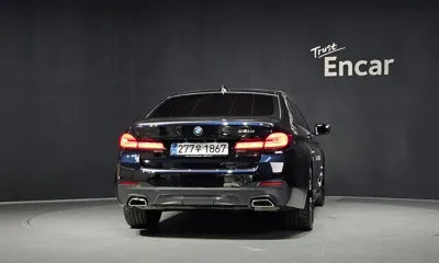 BMW 5-Series 2022, 44070 км, за 27241.7 USD