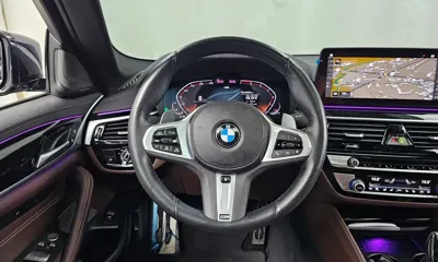 BMW 5-Series 2022, 44070 км, за 27023.5 USD - фото 13