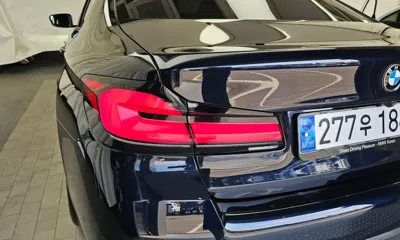 BMW 5-Series 2022, 44070 км, за 27023.5 USD - фото 23