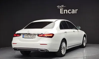 Mercedes-Benz E-Class 2021, 97386 км, за 21456.94 USD