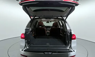 BMW X7 2022, 88797 км, за 49592.73 USD - фото 20