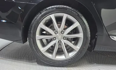 Hyundai Grandeur 2015, 151140 км, за 5730.28 USD