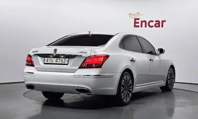 Hyundai Equus 2012, 364690 км, за 3216.49 USD