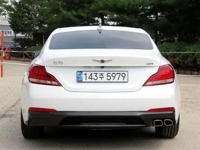 Genesis G70 2020, 32297 км, за 17907.14 USD