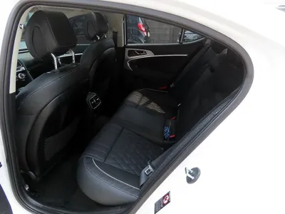 Genesis G70 2020, 32297 км, за 17907.14 USD - фото 6