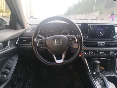 Honda Accord 2018, 68500 км, за 13044 USD - фото 11
