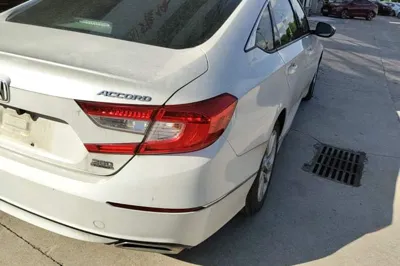 Honda Accord 2018, 66900 км, за 13376 USD - фото 7