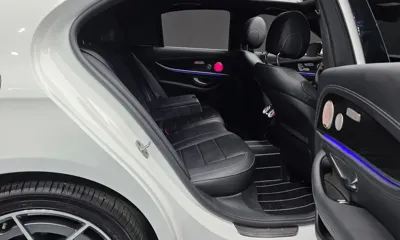 Mercedes-Benz E-Class 2023, 55413 км, за 30944.64 USD - фото 11