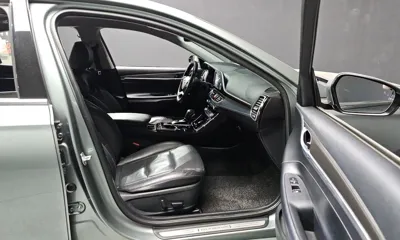 Hyundai Grandeur 2018, 282119 км, за 5244.85 USD - фото 18