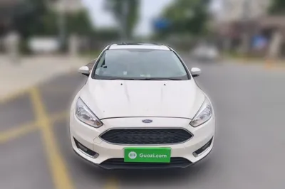 Ford Focus 2015, 113800 км, за 3364 USD