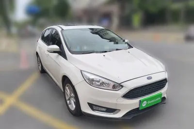 Ford Focus 2015, 113800 км, за 3364 USD
