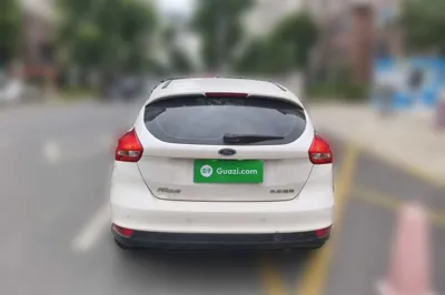 Ford Focus 2015, 113800 км, за 3364 USD
