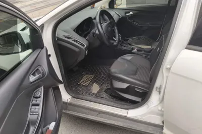 Ford Focus 2015, 113800 км, за 3364 USD - фото 16