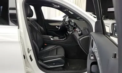 Mercedes-Benz GLC-Class 2022, 22825 км, за 29188.05 USD - фото 11