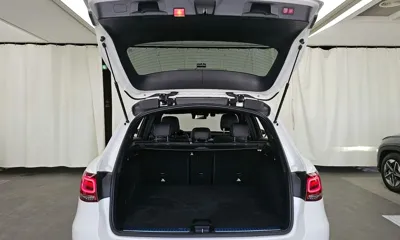 Mercedes-Benz GLC-Class 2022, 22825 км, за 29188.05 USD - фото 20