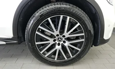 Mercedes-Benz GLC-Class 2022, 22825 км, за 29188.05 USD - фото 21