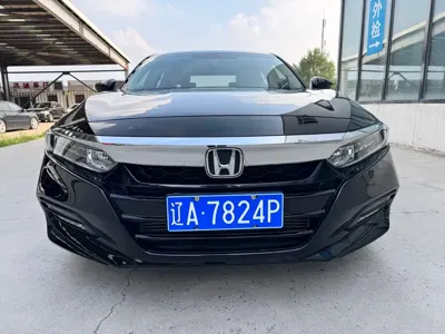 Honda Accord 2018, 110000 км, за 10019.29 USD