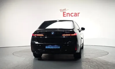 BMW i7 2024, 40248 км, за 72185.37 USD