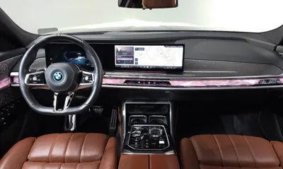 BMW i7 2024, 40248 км, за 72185.37 USD - фото 7